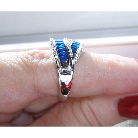 925 STERLING SILVER Blue Spinel & Cubic Zirconia Crossover Ring - Picture 5 of 15